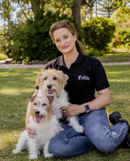 From A Dog's View Dog Trainer Lisa Faorlin with 2 Puppies